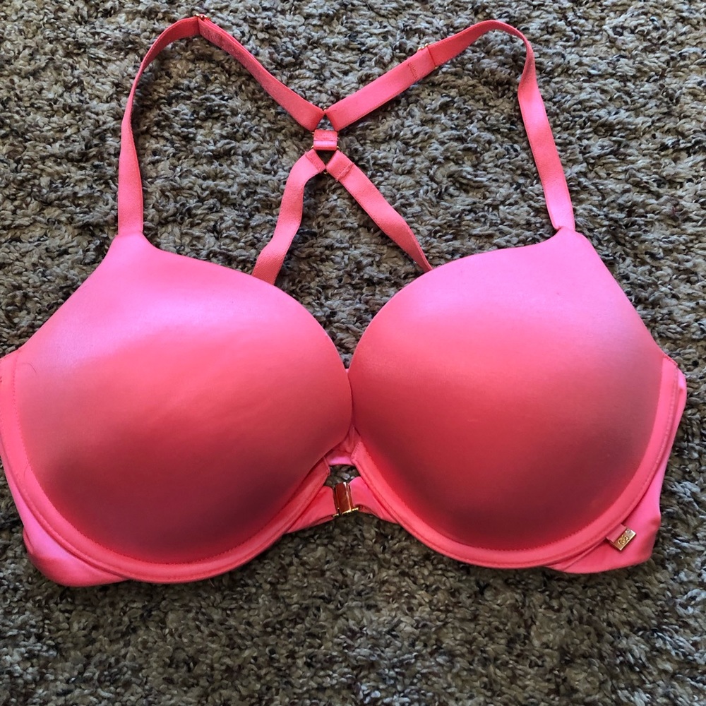 Victoria’s Secret Push Up Bra  PEACH